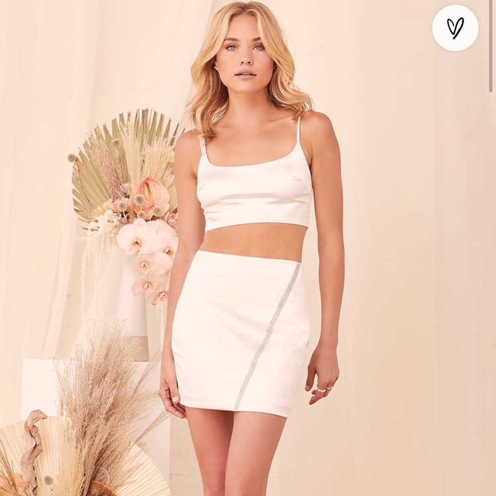 Lulu’s White Satin Rhinestone Two-Piece Set/Co-ord-NWT Never Been Worn-Size S